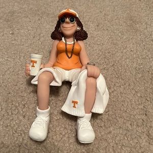 Diana Manning Shelf Sitter University of Tennessee